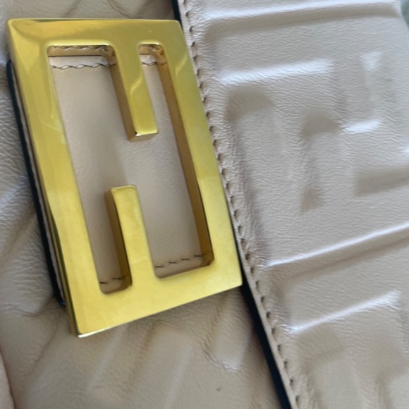 New fendi bag - Picture 6 of 6